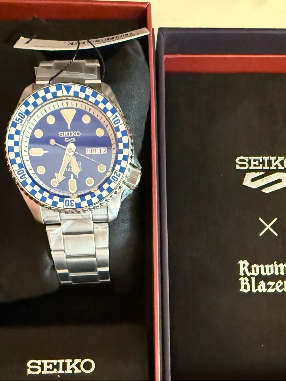 New 2026 Seiko Rowing Blazers Wind Vintage Blue/White Dial Limited Edition Watch